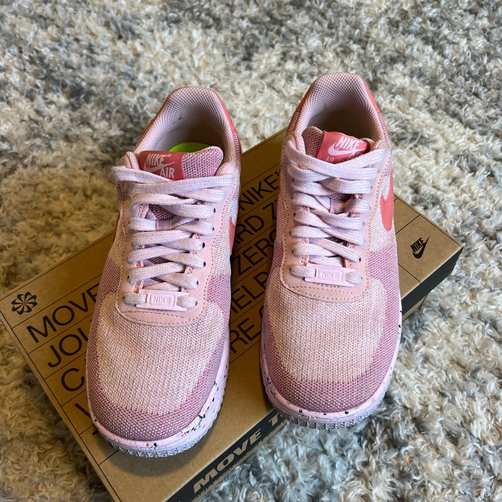 Nike AF1 Crater Flyknit. Pink. Size W 9